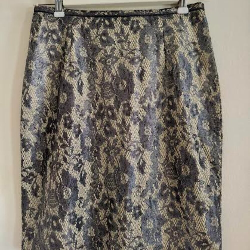 Patterned Queen Esther Mini Skirt